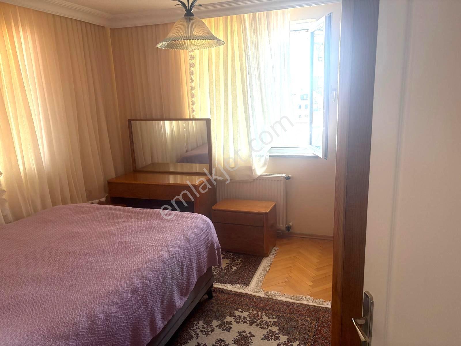 Yatırım'dan Küçükyalı Marmaraya Yakın Deniz Manzaralı 330m2 6+2 - Görsel 13