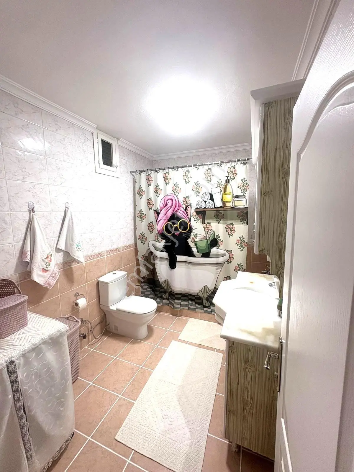 Yatırım'dan Küçükyalı Marmaraya Yakın Deniz Manzaralı 330m2 6+2 - Görsel 3