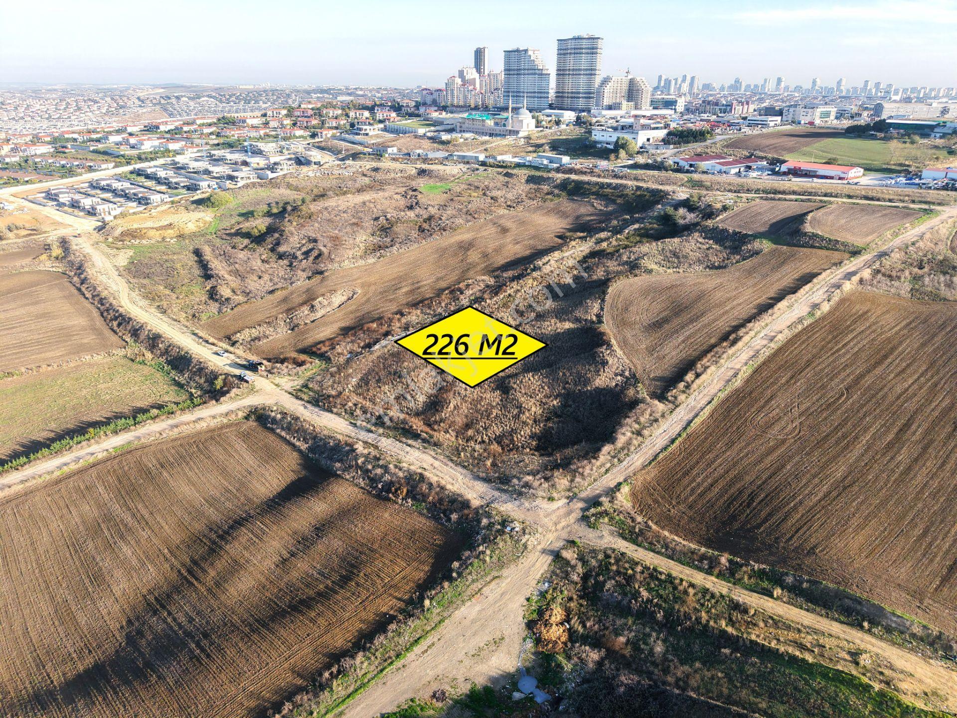B.çekmece Çakmaklı 'da Satılık Göl Manz Villa İmarlı 226 M2 Arsa - Görsel 25