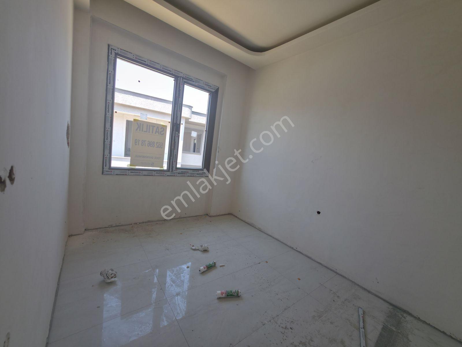 Burhaniye Ören'de Satılık Garajlı 3+1 Lüks Villa %80 Tamamlandı - Görsel 18