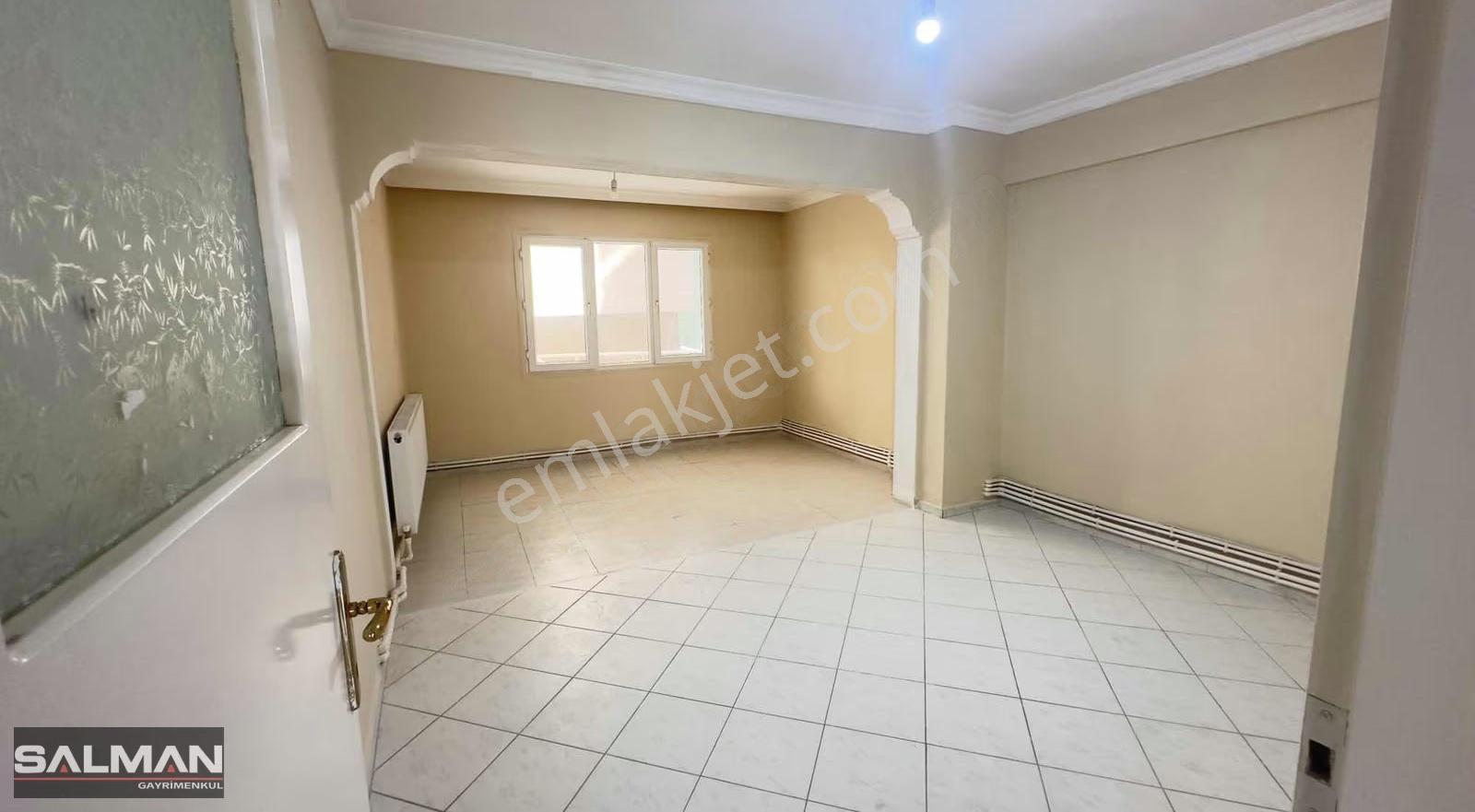Salman'dan Bayraklı Postacılar Mah.kiralık Geniş 2+1 Daire - Görsel 8