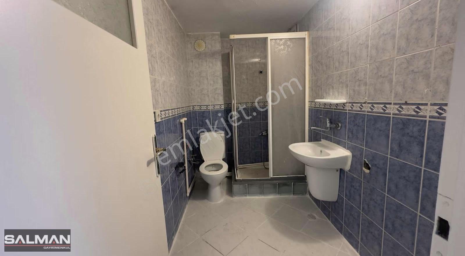 Salman'dan Bayraklı Postacılar Mah.kiralık Geniş 2+1 Daire - Görsel 25