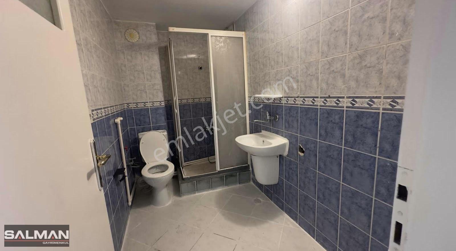 Salman'dan Bayraklı Postacılar Mah.kiralık Geniş 2+1 Daire - Görsel 14