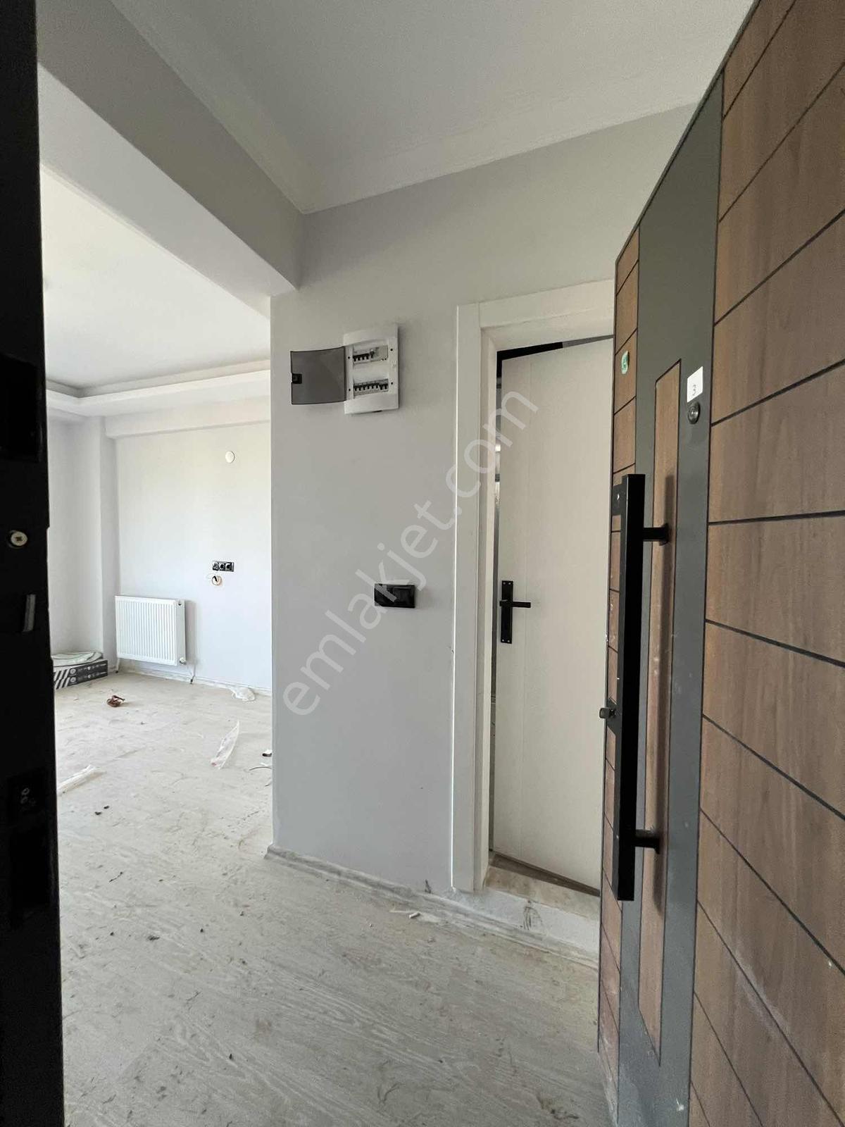 Görgülü Emlak'tan Sıfır Kiralık 1+1 Daireler - Görsel 9