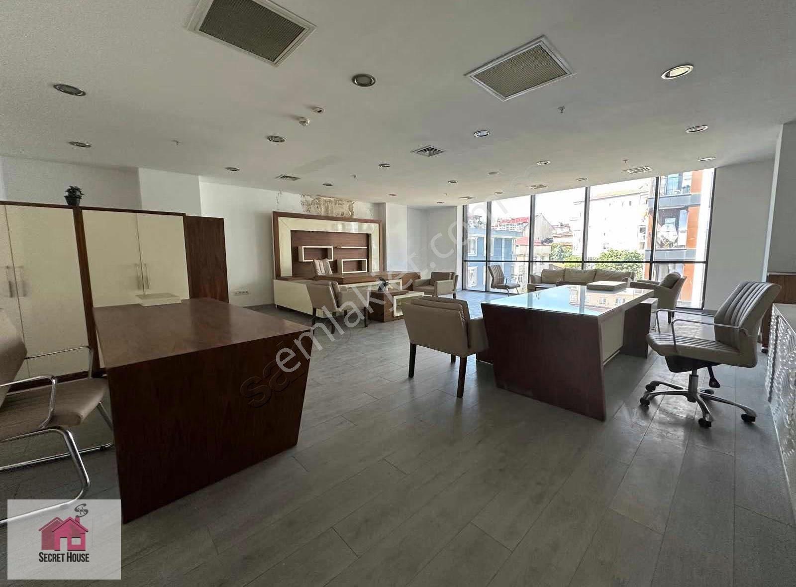 Secret House'dan Prejtijli Lokasyon Varyap Plaza Eşyalı Ofis - Görsel 25