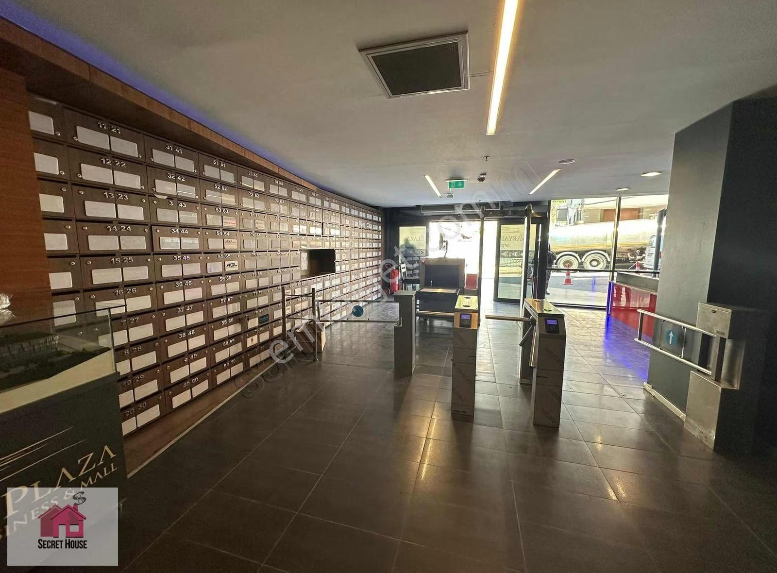 Secret House'dan Prejtijli Lokasyon Varyap Plaza Eşyalı Ofis - Görsel 7