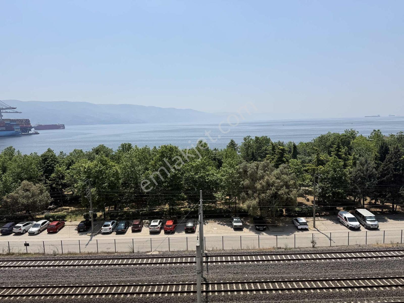 Körfez İlçe Petkimpark Sitesinde Satılık 3+1 Deniz Manzaralı - Görsel 26