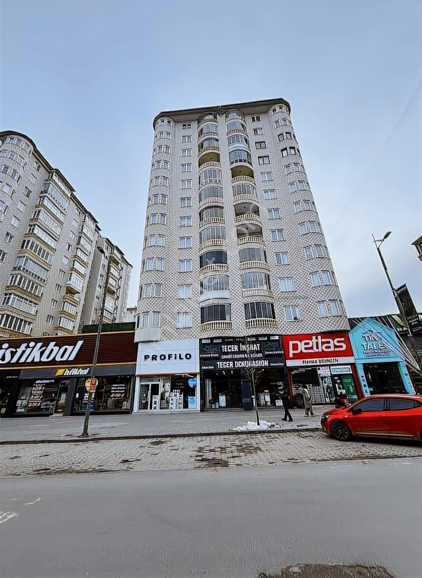 Atacan,dan Atatürk Caddesi Caddeye Cepheli Teraslı Lüks Daire - Görsel 26
