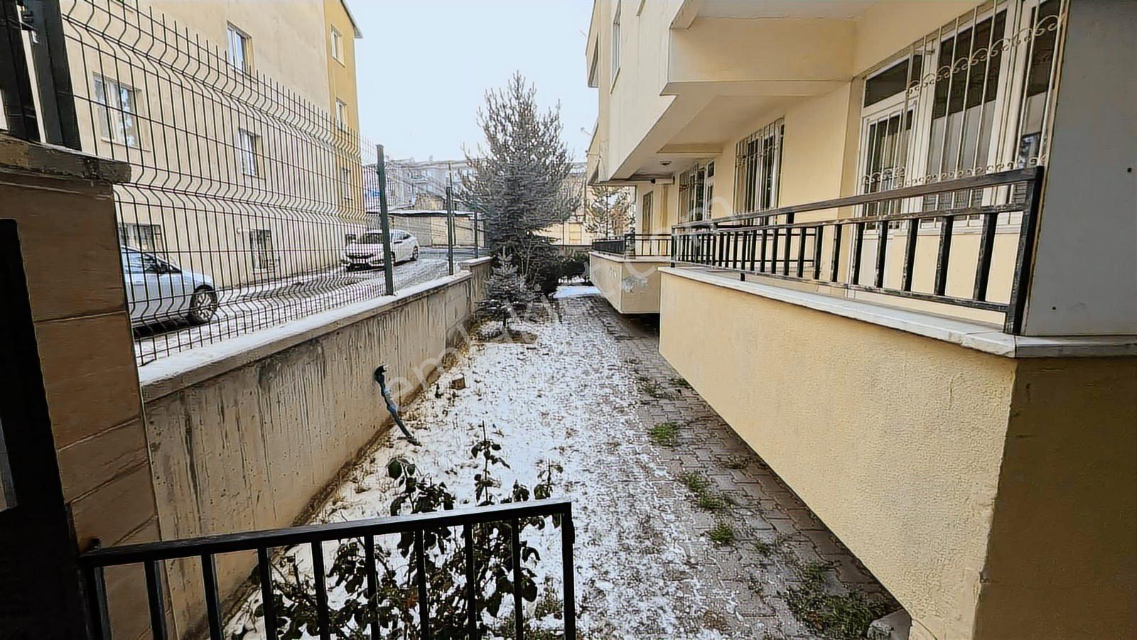 Atacan'dan Ferhatbostan Mahallesinin Tam Merkezinde | Eşsiz 5+2 - Görsel 4