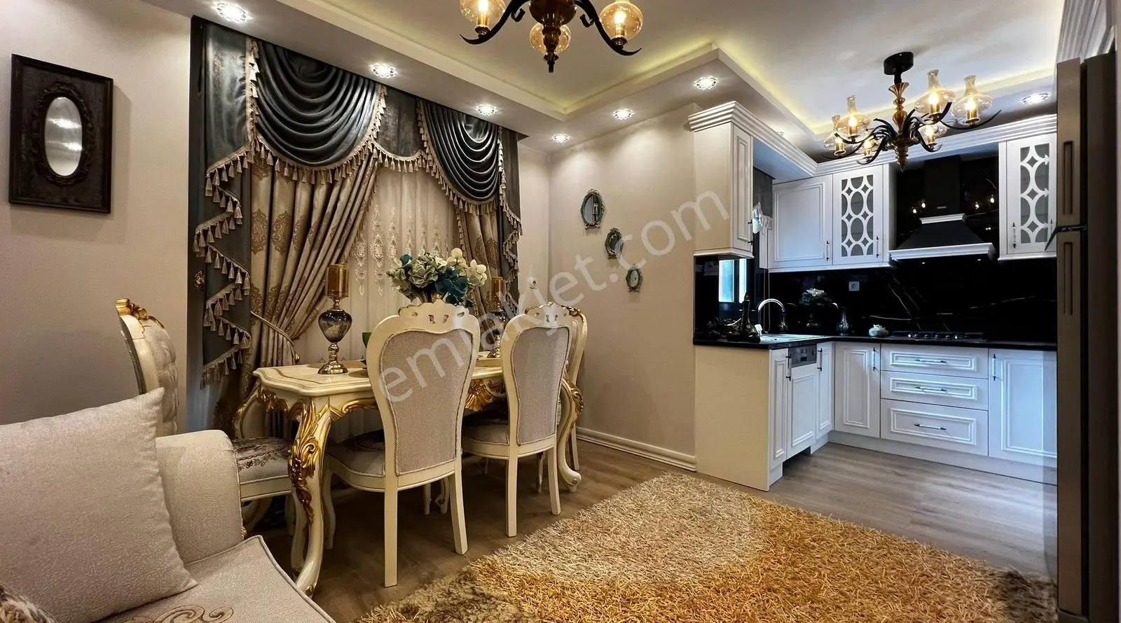 Han Emlak'tan Akdeniz Mah'de Sosyal Kullanım Alanlı Kiralık 4+1 - Görsel 2