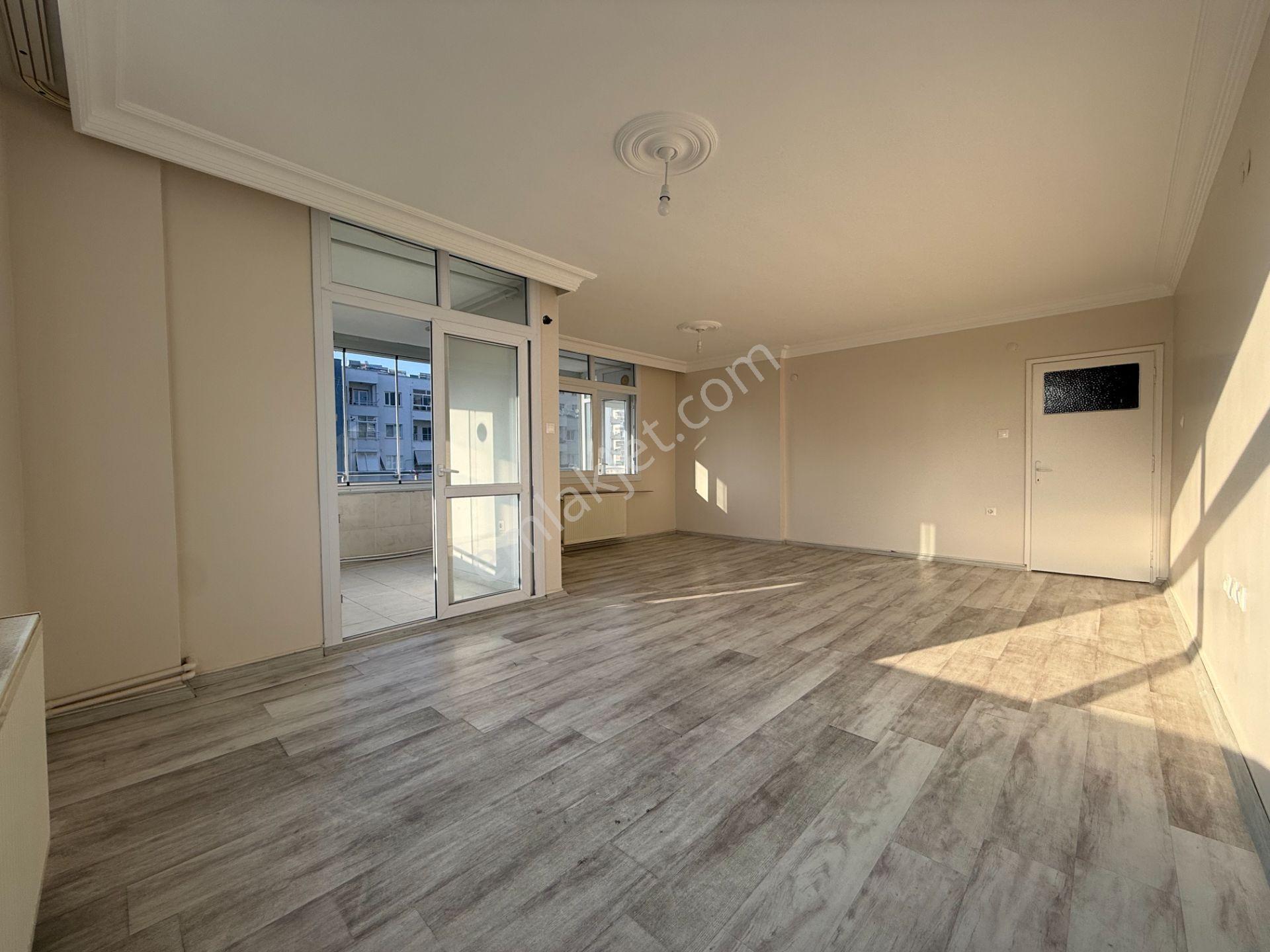 Süleyman Demirel Blv Yeşil Fırın Yakını 3+1 165 M2 Doğalgazlı Kiralık Daire - Görsel 5