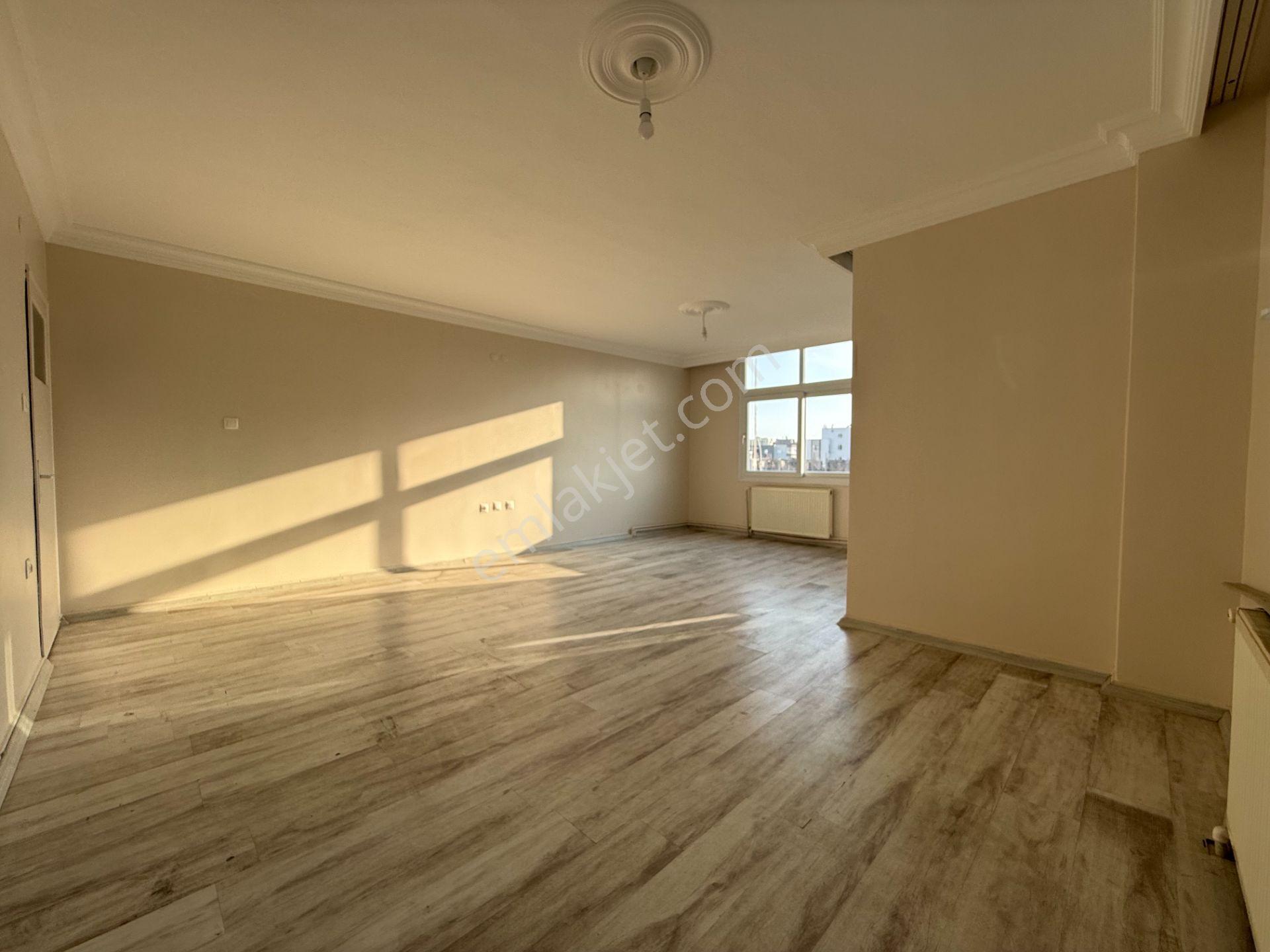 Süleyman Demirel Blv Yeşil Fırın Yakını 3+1 165 M2 Doğalgazlı Kiralık Daire - Görsel 4