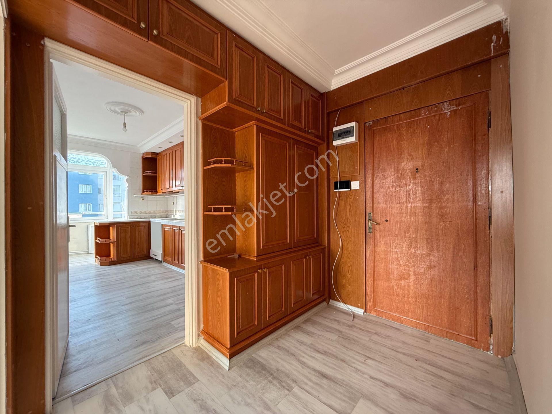 Süleyman Demirel Blv Yeşil Fırın Yakını 3+1 165 M2 Doğalgazlı Kiralık Daire - Görsel 22
