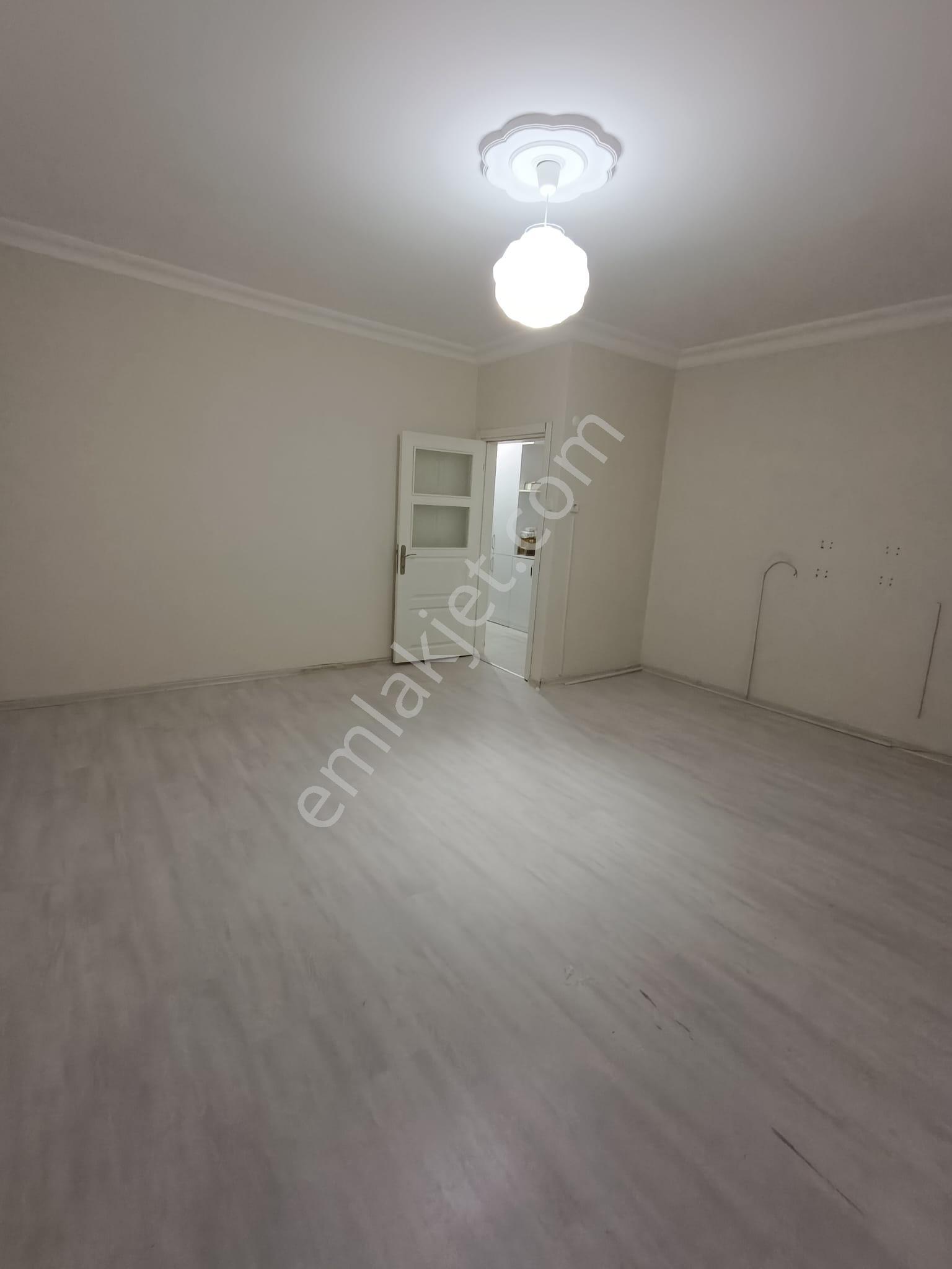 Merkezi Konumda I Komple Yenilenmiş I Geniş Balkonlu | 110 M2 - Görsel 7