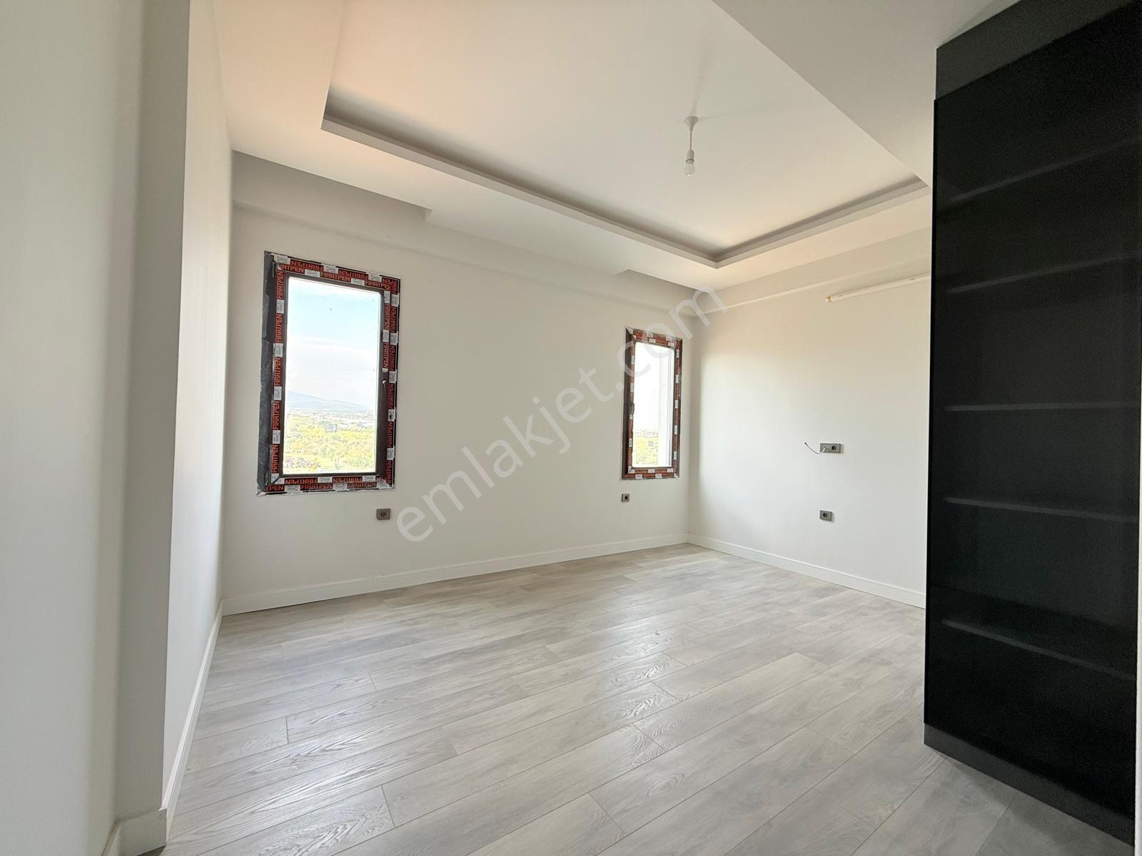 Han Emlak'tan Eski Mezitli De Devlet Hastahanesi Civarı 2+1 - Görsel 25