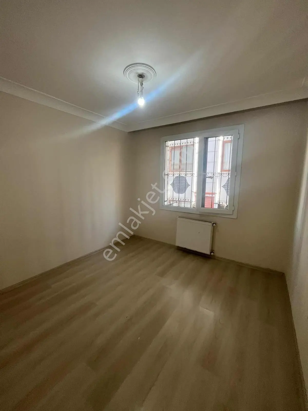 Güvercintepde 2+1 Camlar Yüksek Bahçe Kati Emin Evine Uygun - Görsel 3