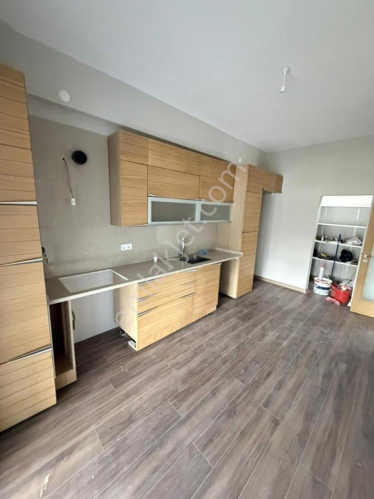 Bahçelievler’de 345 M² Arsa İçerisinde Sıfır Lüks Villa - Görsel 23