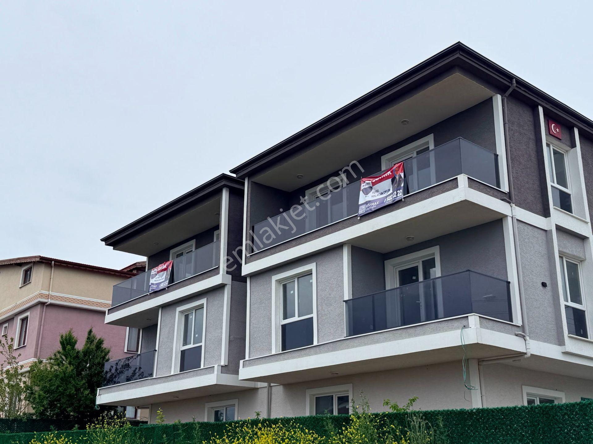 Re/max Lavandadan Yeniçiftlikte 4+1 Triplex Satılık Villa