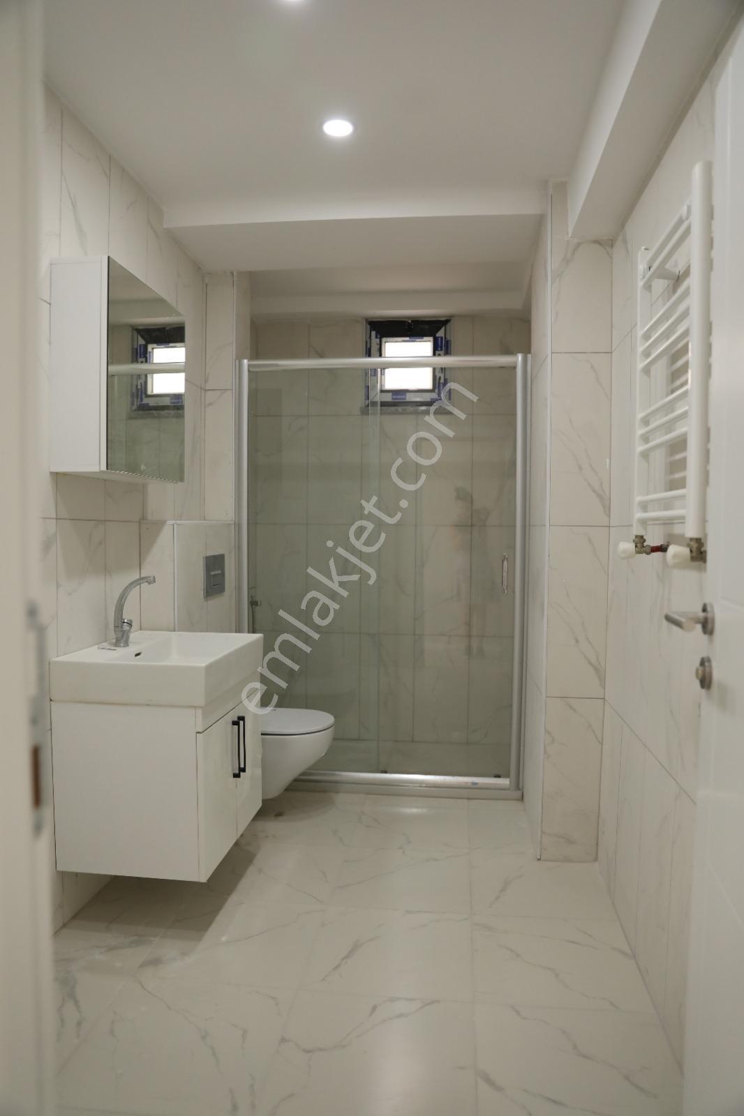 Haznedar Meydana 100 Metre Geniş 3+1 12m2 Ön Cephe Sıfır Daire - Görsel 14