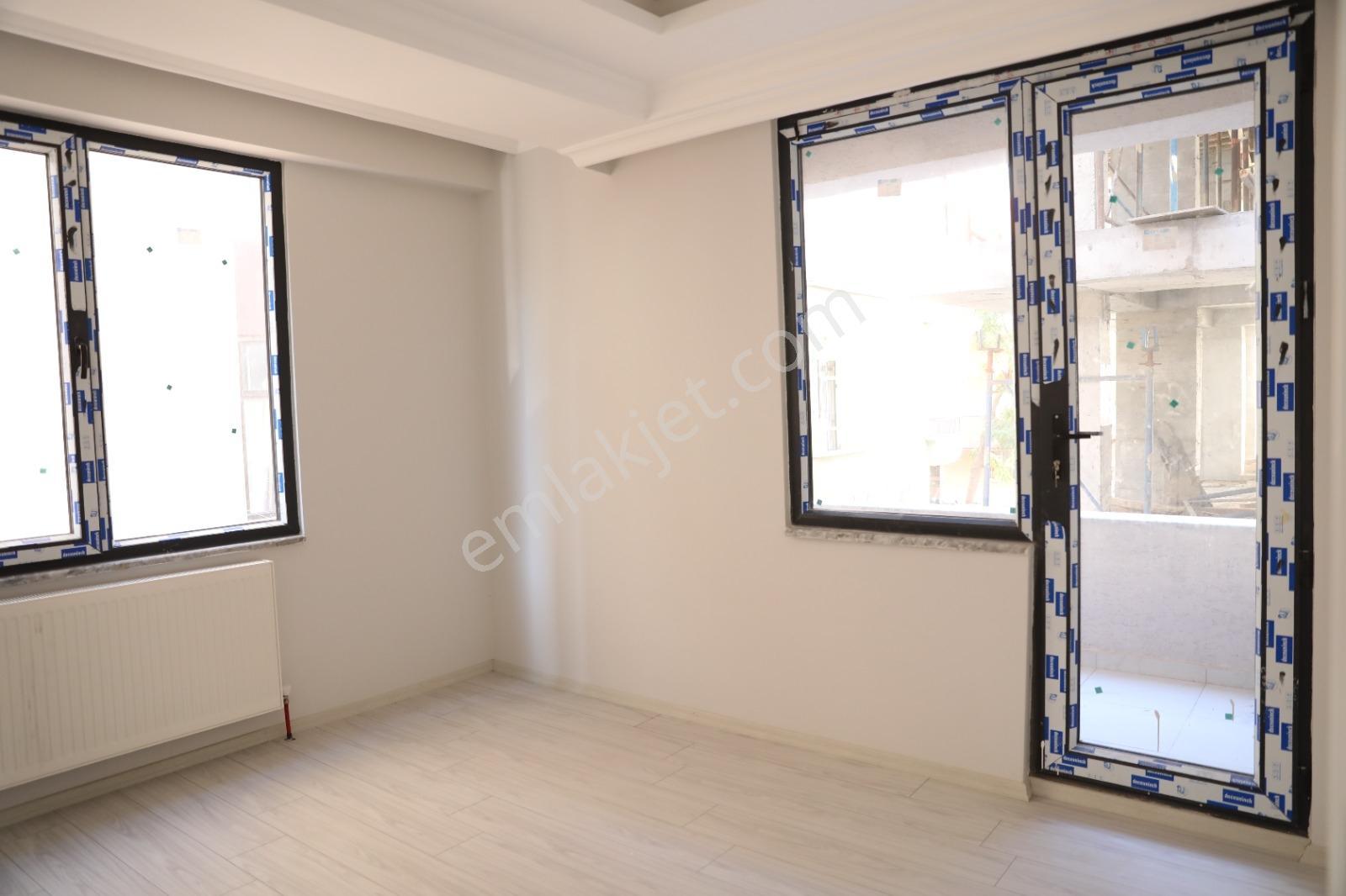 Haznedar Meydana 100 Metre Geniş 3+1 12m2 Ön Cephe Sıfır Daire - Görsel 8