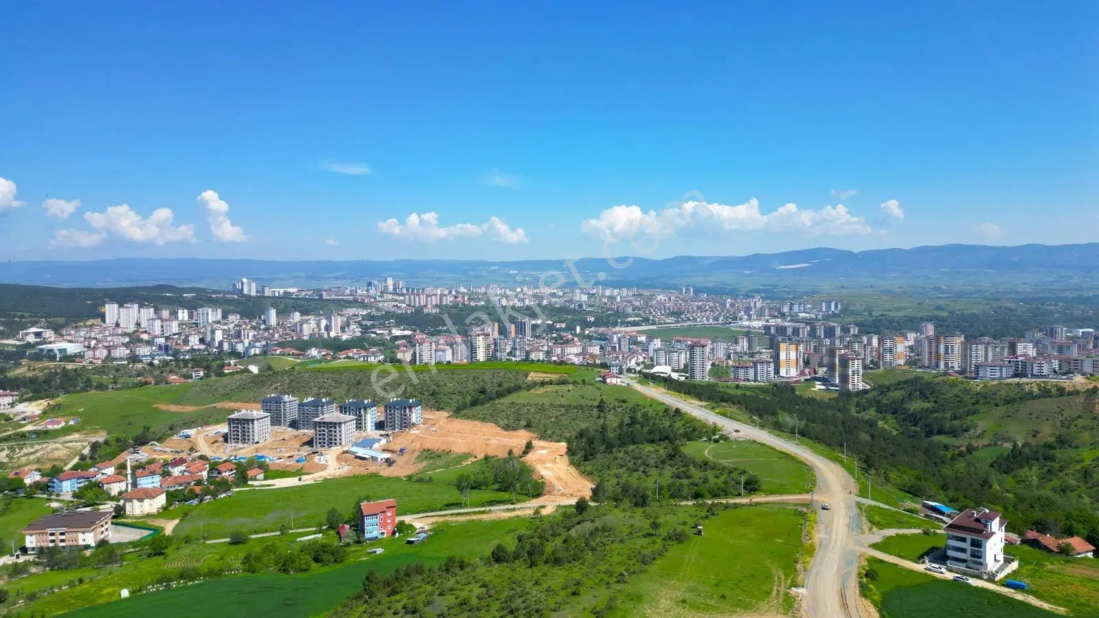 █ Garanti Emlak'tan - Merkezde - Konut İmarlı -500 M² Arsa █ - Görsel 4