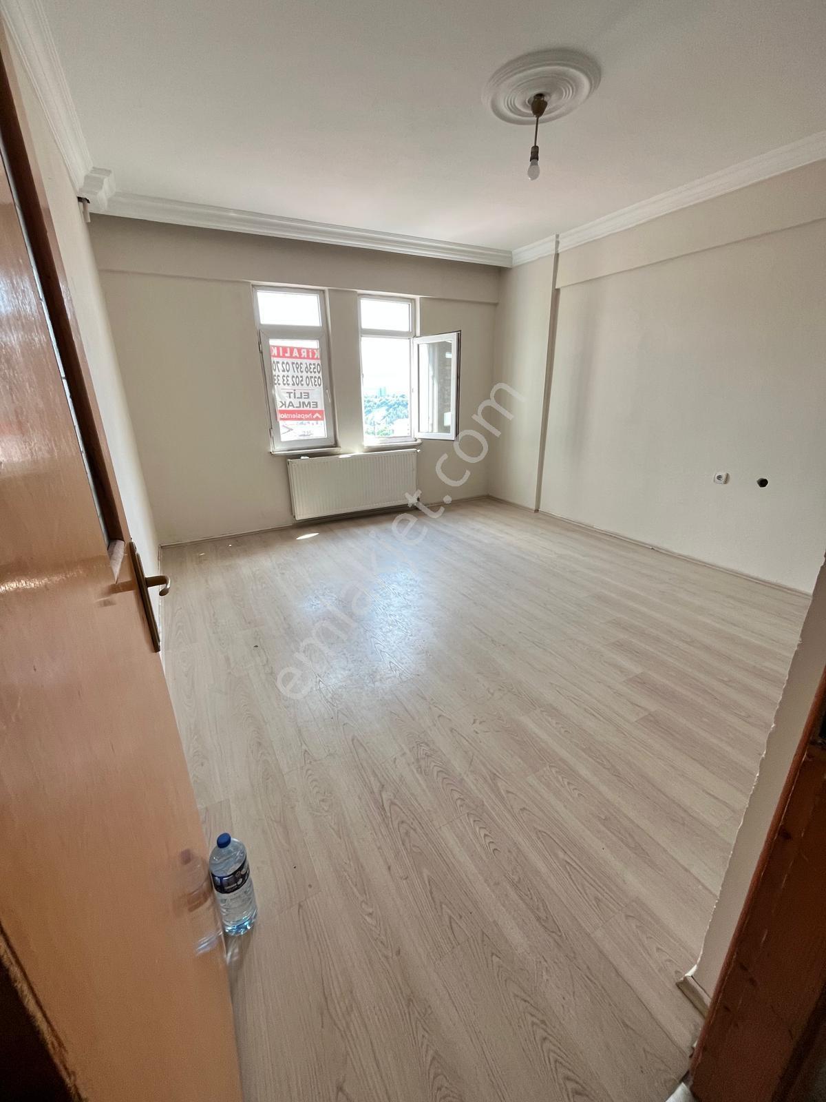 Elit Emlak'tan 100. Yıl Göbeğinde Kiralık 3+1 Yapılı Daire.. - Görsel 13
