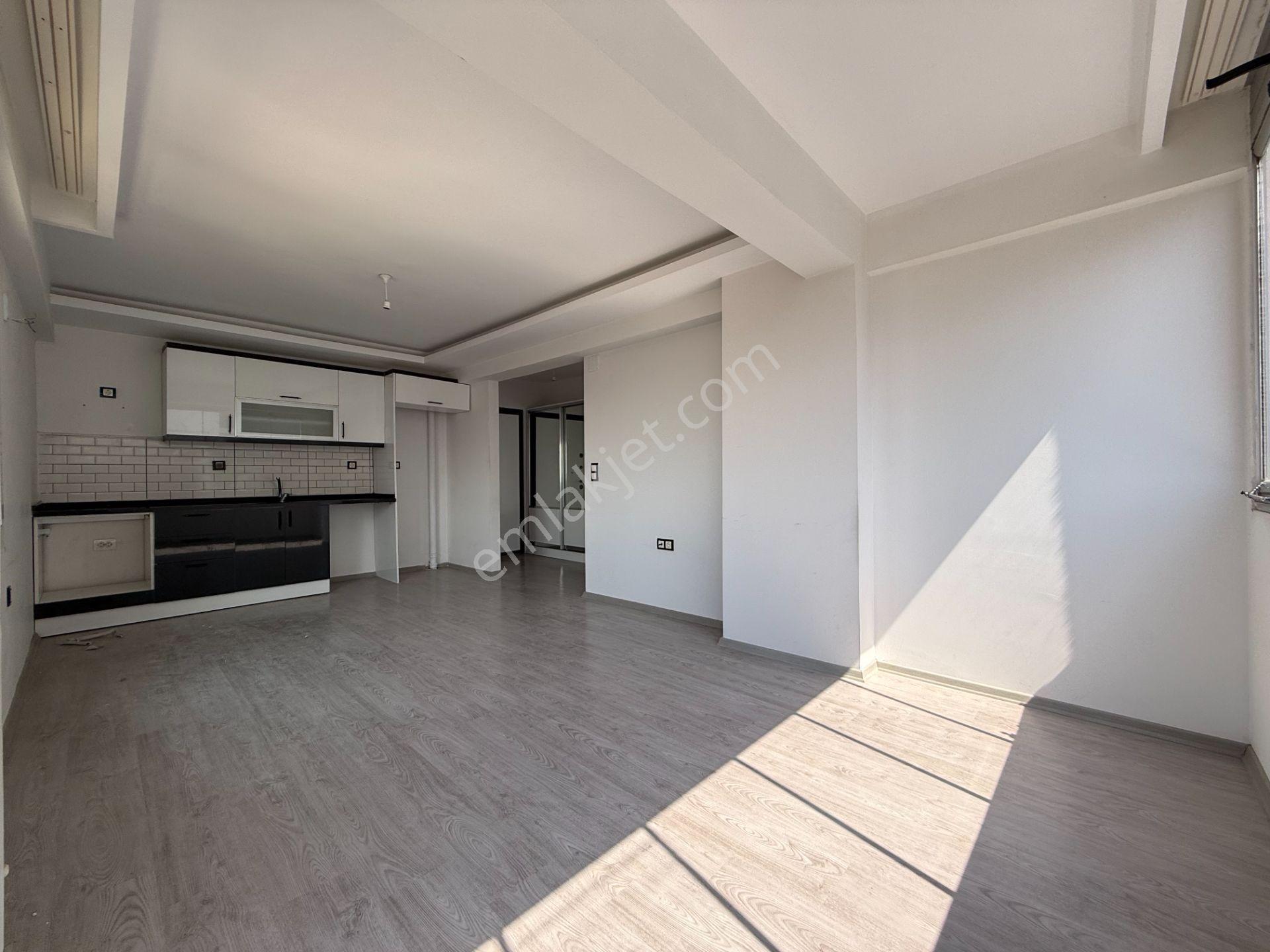 Mithatpaşa Mah. 2+1 85 M2 Yatırımlık Hasarsız Satılık Daire - Görsel 2