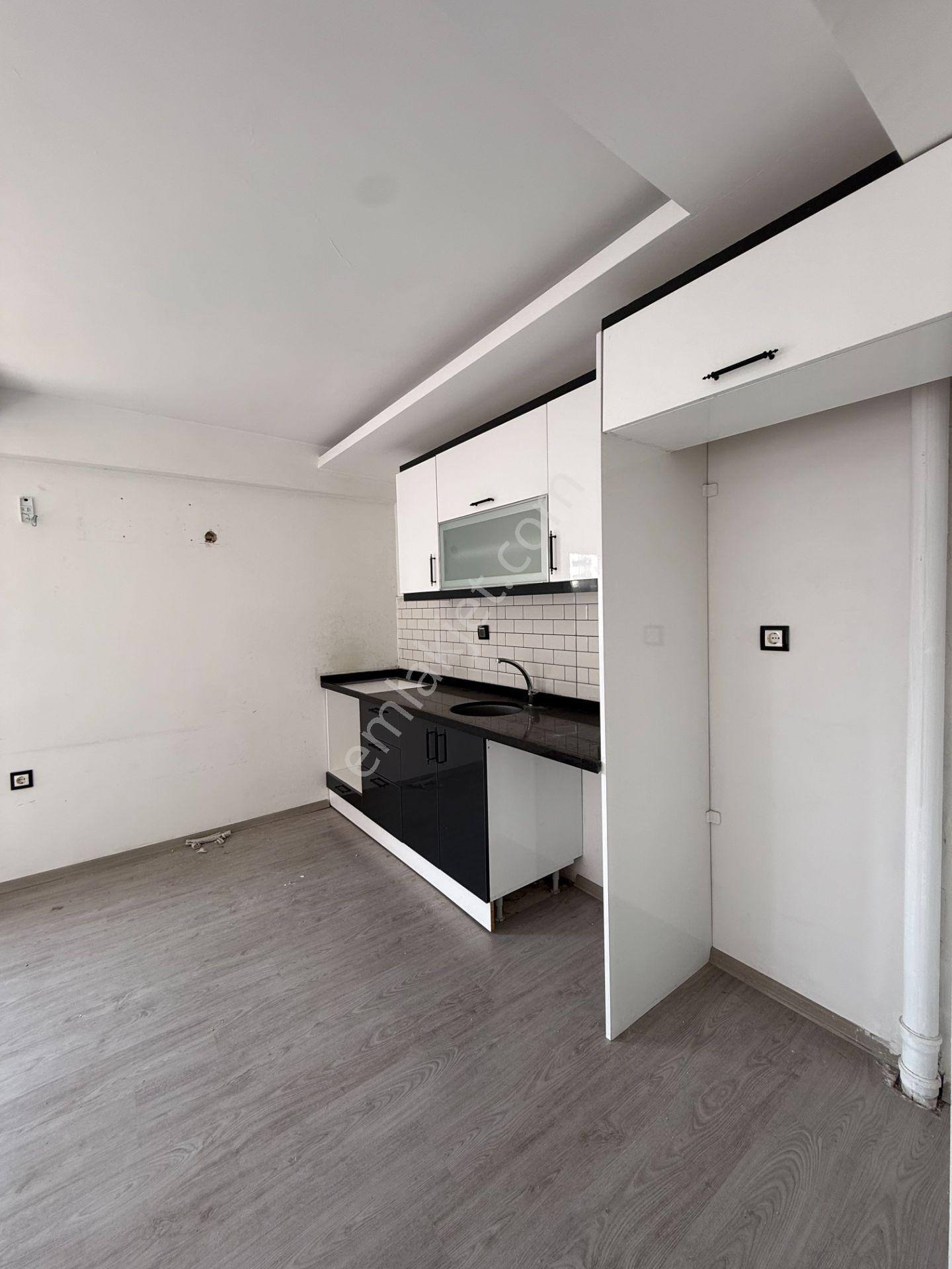 Mithatpaşa Mah. 2+1 85 M2 Yatırımlık Hasarsız Satılık Daire - Görsel 6
