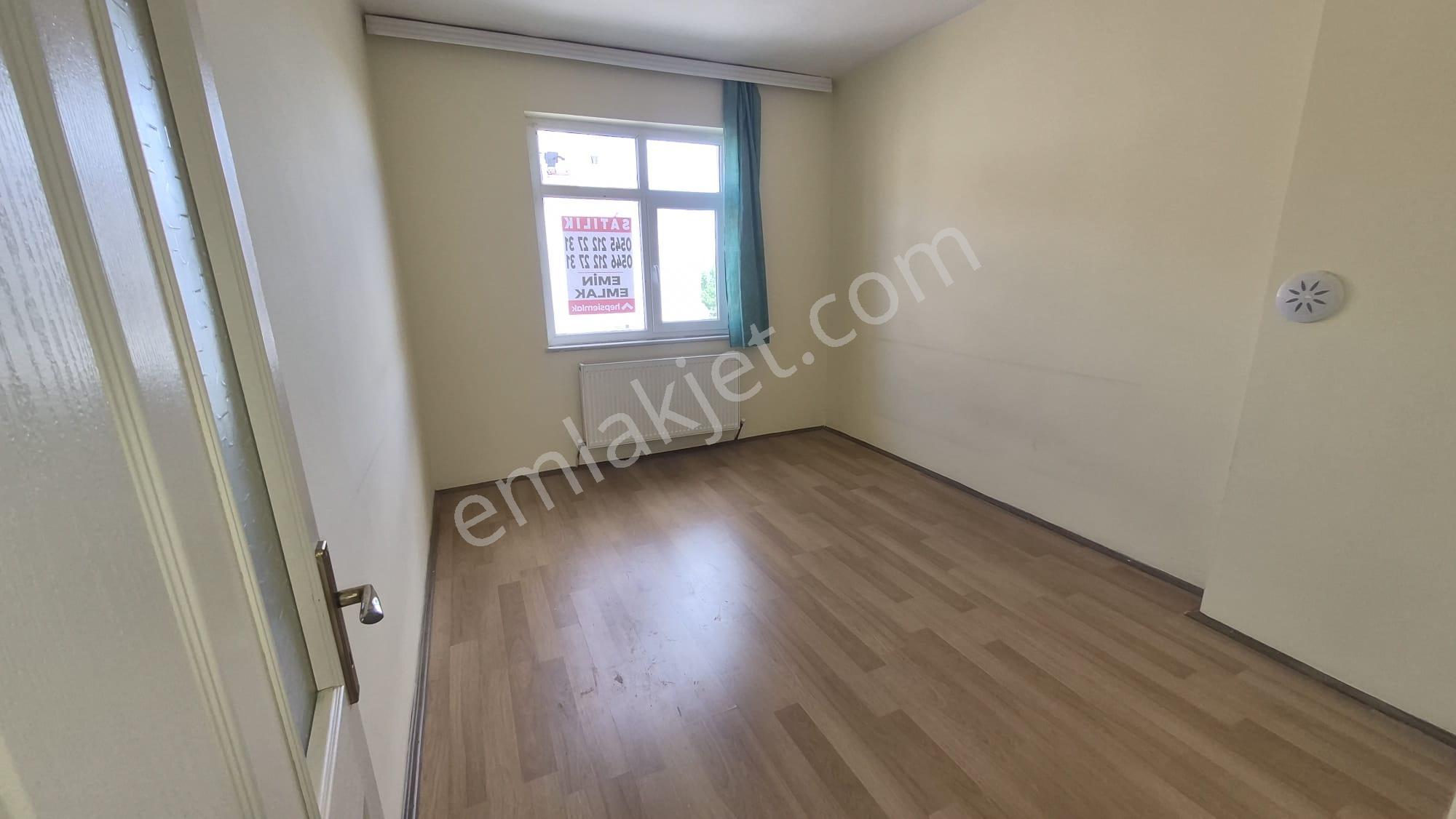 ***emin Emlak Satıyor..** **emin Emlaktan Ahmet Yesevi Mahallesinde Fırsat Satılık 3+1 Daire ***🏠 - Görsel 6