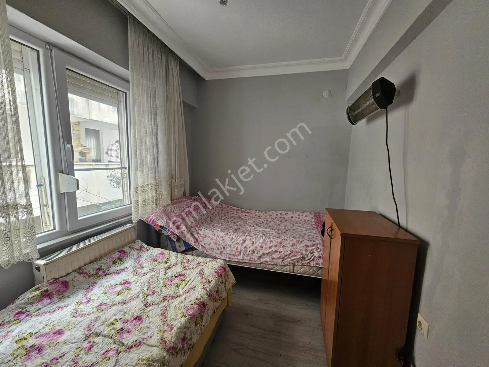 Altınoluk Çarşı Merkezde 2+1 Eşyalı Kiralık Daire - Görsel 16