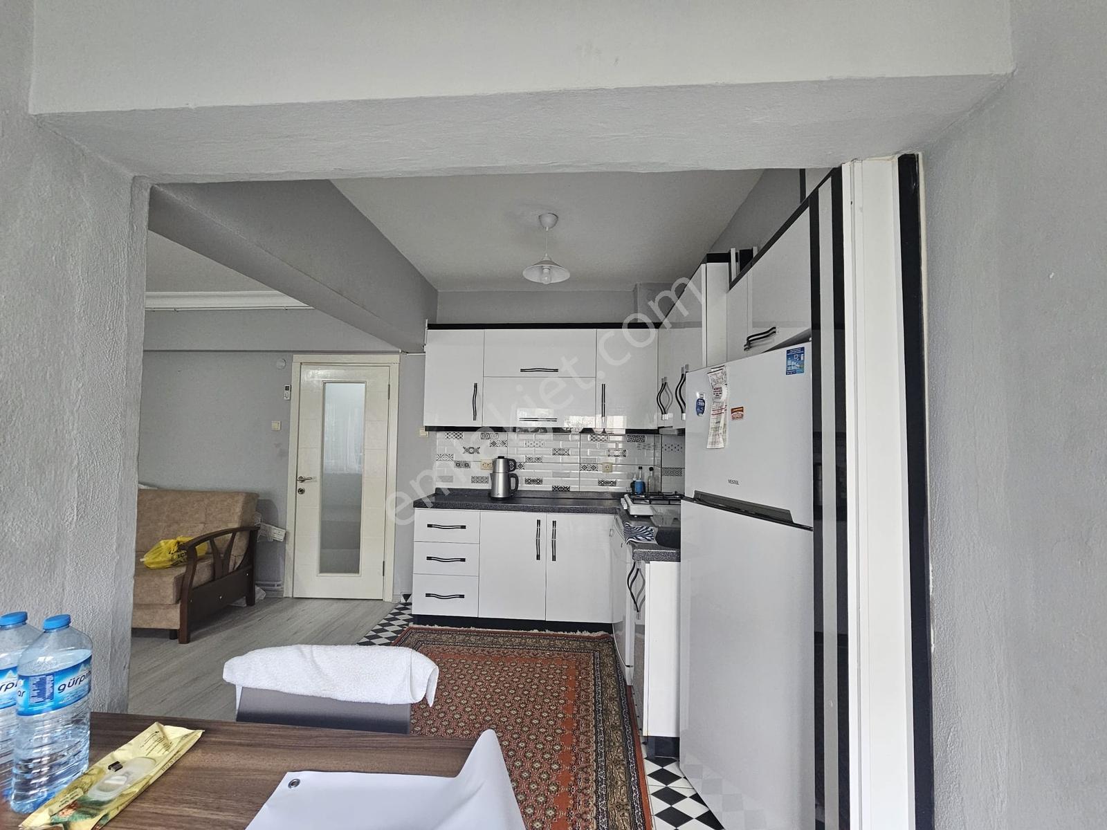 Altınoluk Çarşı Merkezde 2+1 Eşyalı Kiralık Daire - Görsel 13