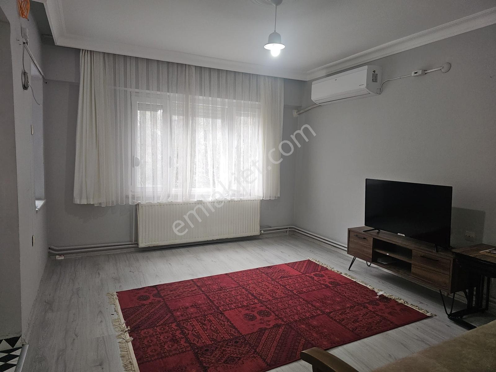 Altınoluk Çarşı Merkezde 2+1 Eşyalı Kiralık Daire - Görsel 5