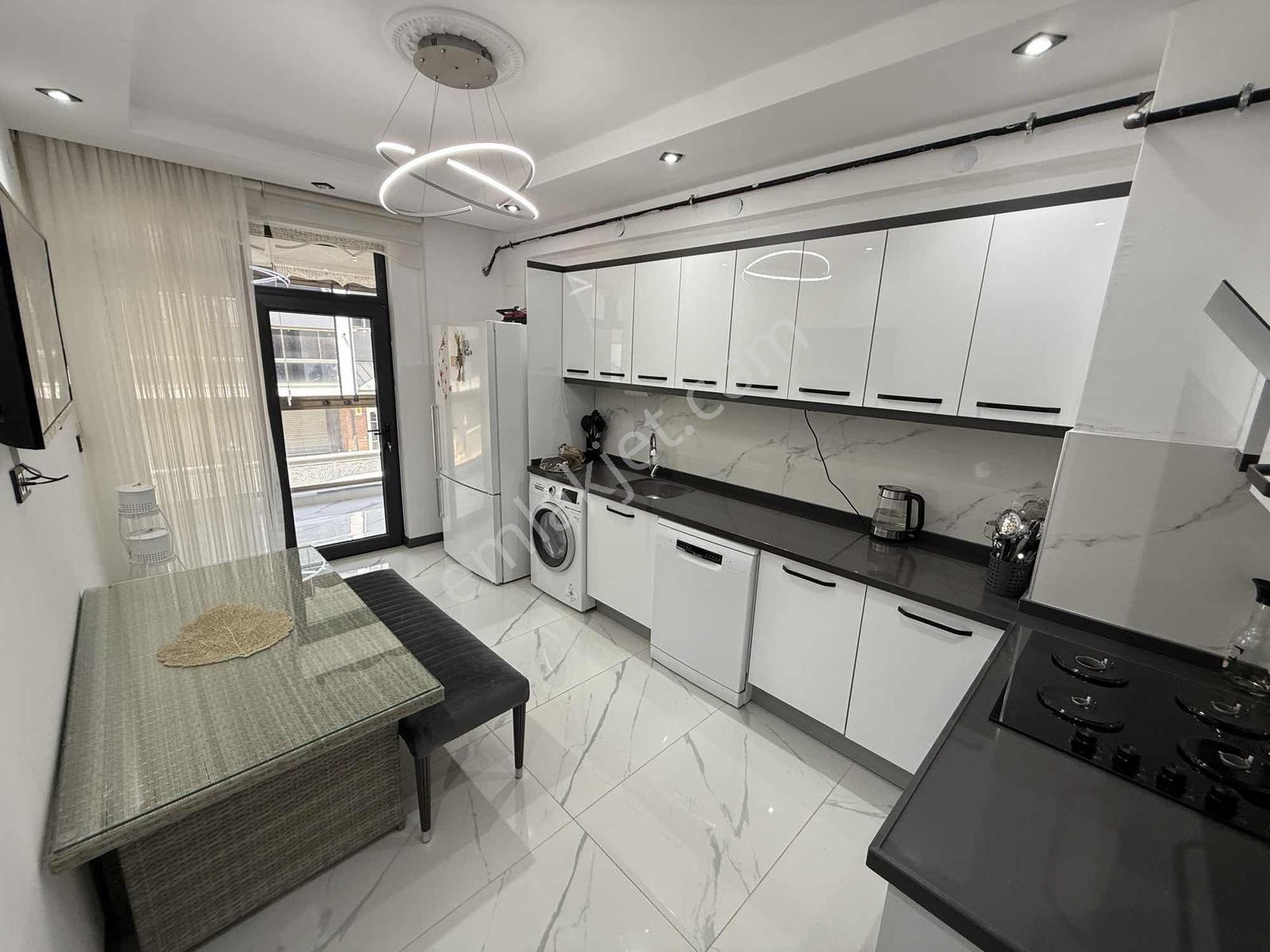 71evler Mah. Albayrak Bulv. Yakını 2+1 110m2 Özel Garajlı Daire - Görsel 3
