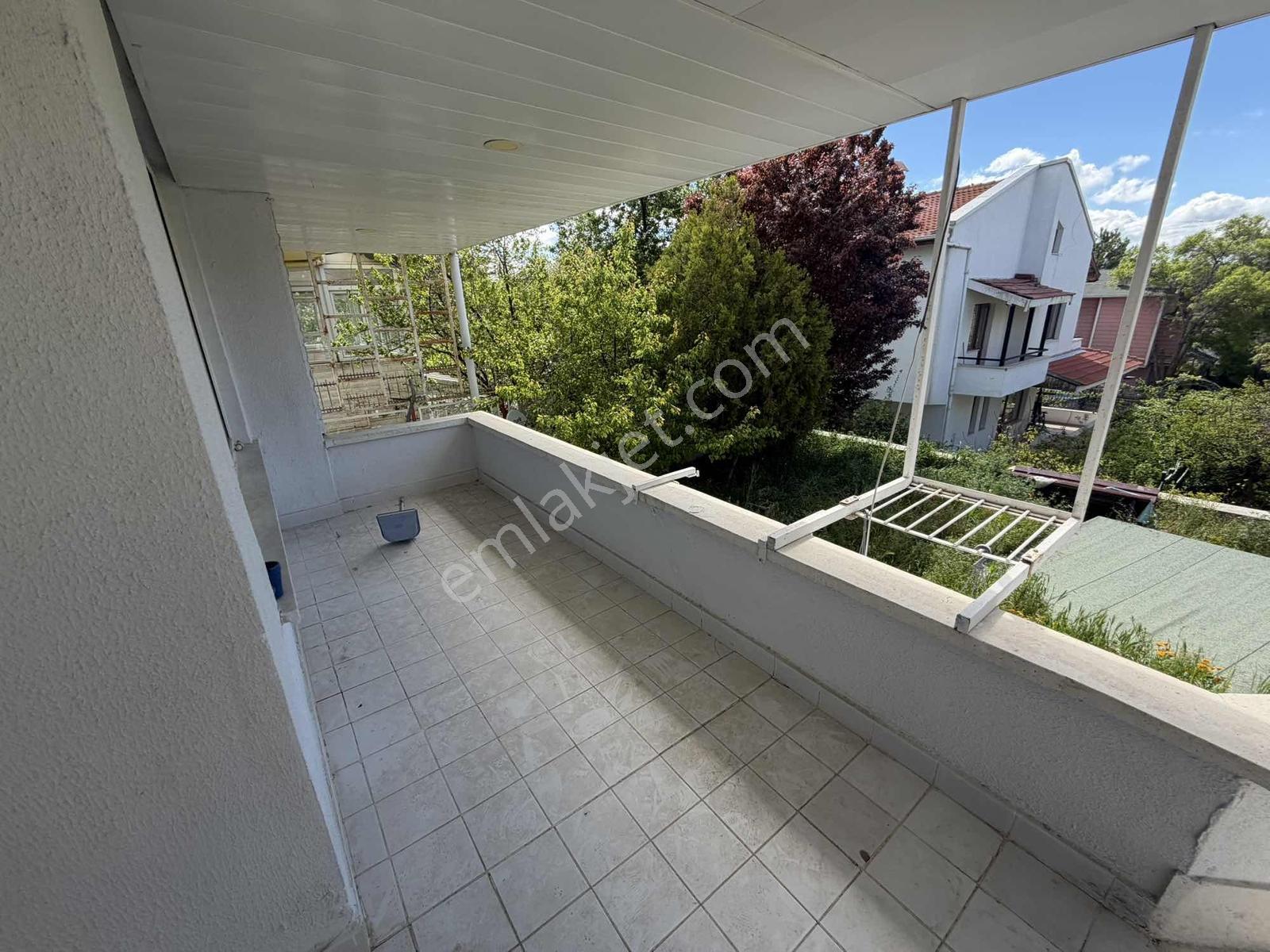 Gölbaşı Taşpınar'da Geniş Ferah Kiralık Müstakil Villa - Görsel 10