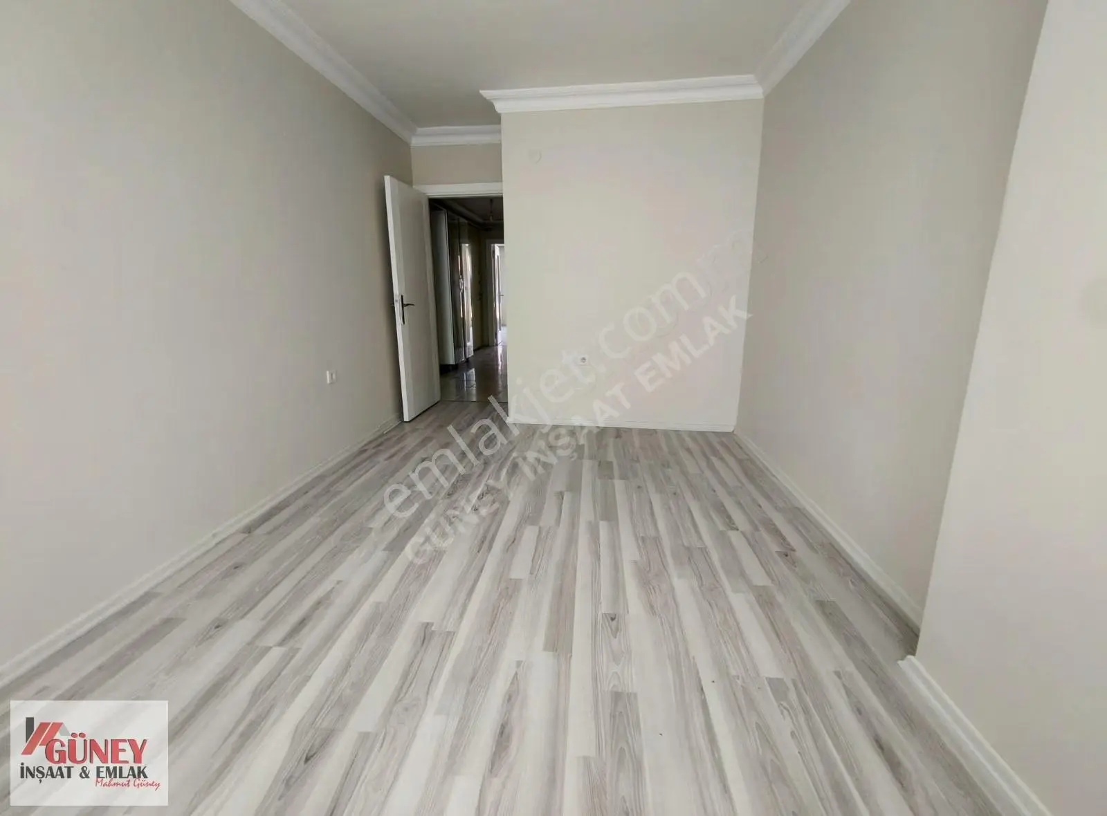 Güney Den Devasa Geniş Yeni Binada 4+2.200m2 Dubleks Daire - Görsel 2