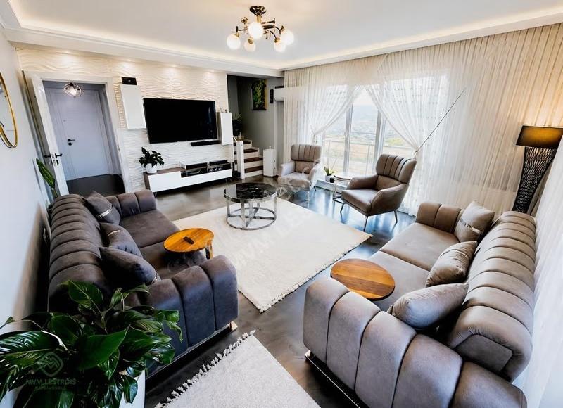 İzmit Serdar'da Satılık 3+1 Geniş Daire (155m²) - Görsel 10