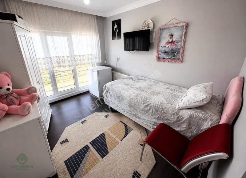 İzmit Serdar'da Satılık 3+1 Geniş Daire (155m²) - Görsel 7