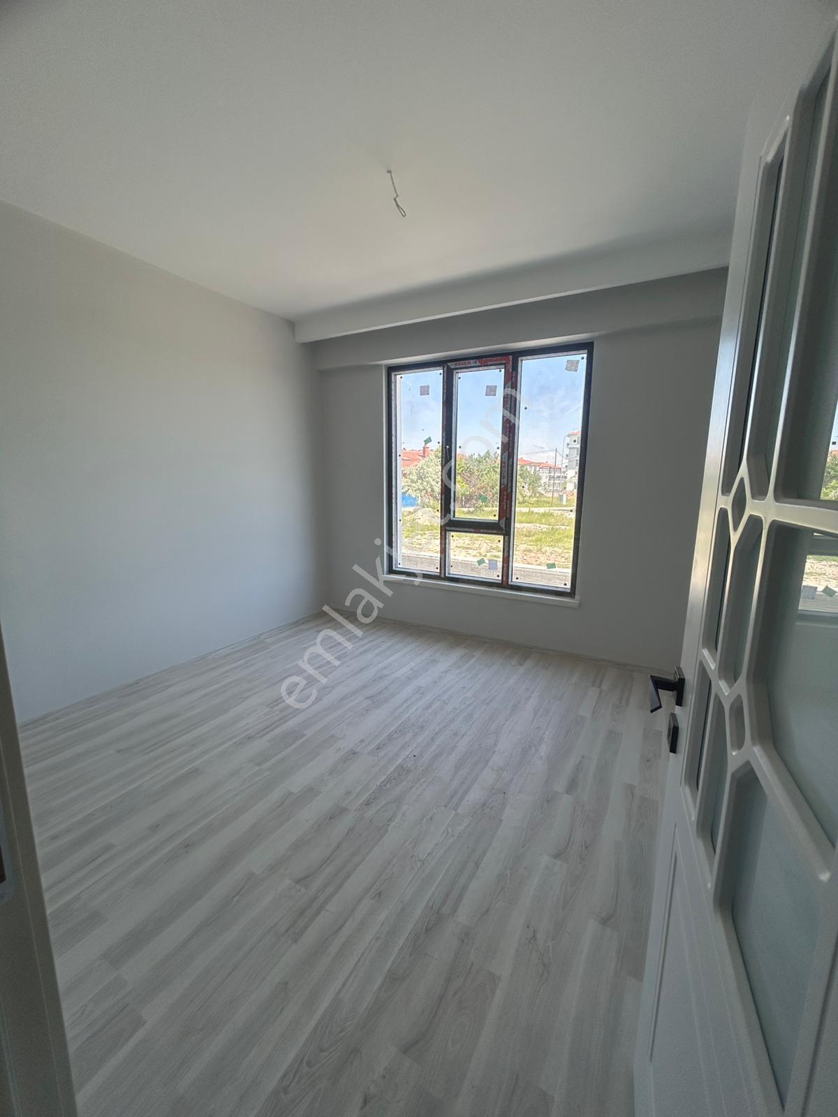 Afyon Üçok Emlaktan Ali İhsan Paşa Mah Kiralık Sıfır 3+1 Lüx Daire - Görsel 21