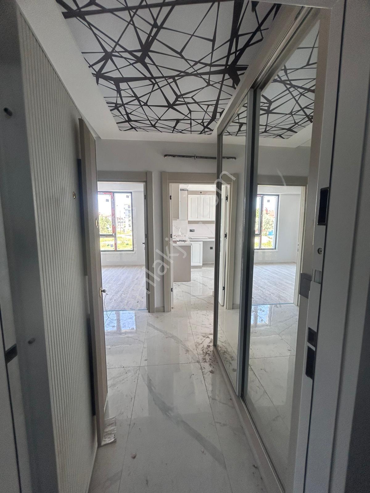 Afyon Üçok Emlaktan Ali İhsan Paşa Mah Kiralık Sıfır 3+1 Lüx Daire - Görsel 7