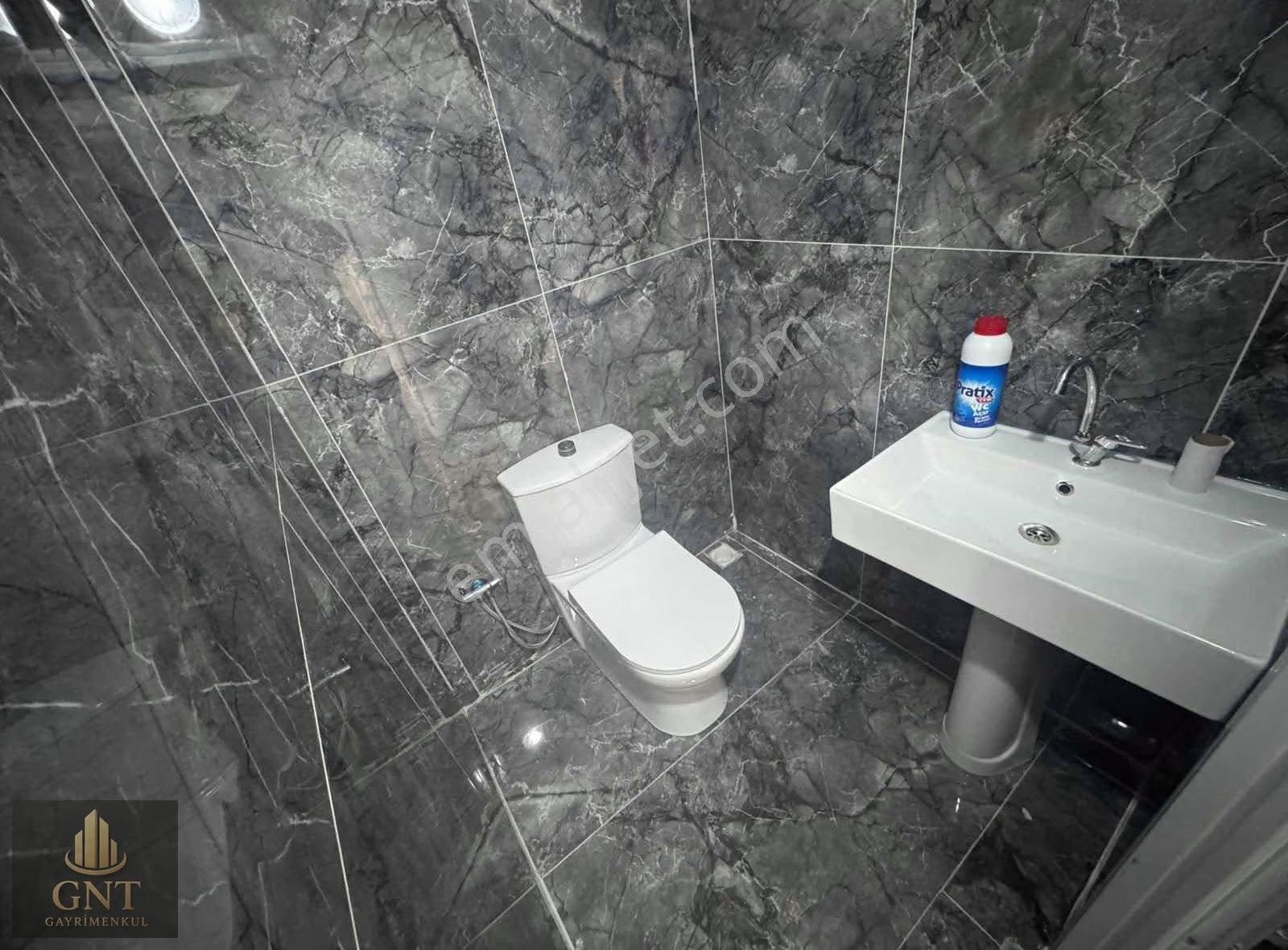 Arnavutköy Merkezde Kiralık Dükkan - Görsel 13
