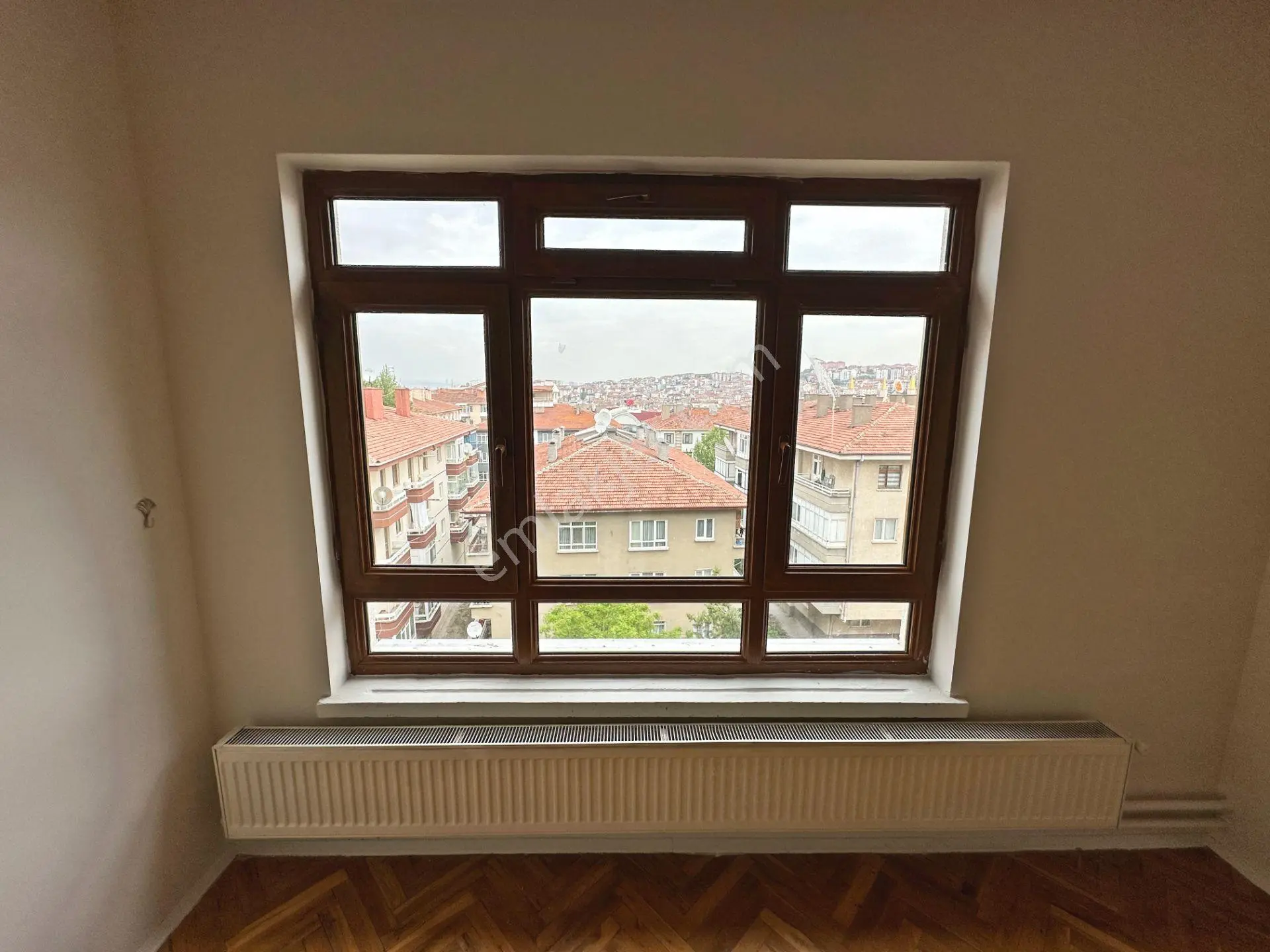 Saimekadın Göbekte Katta Manzaralı Bakımlı 3+1 Kiralık Daire - Görsel 3