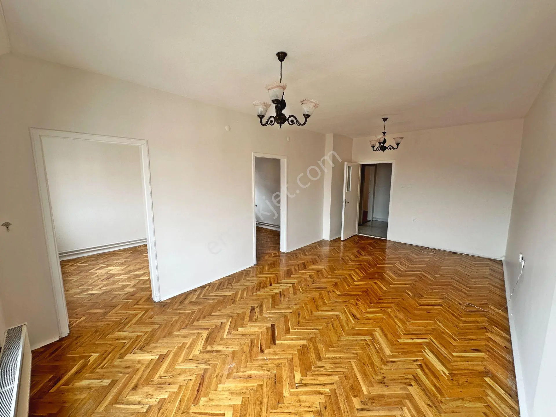 Saimekadın Göbekte Katta Manzaralı Bakımlı 3+1 Kiralık Daire - Görsel 5