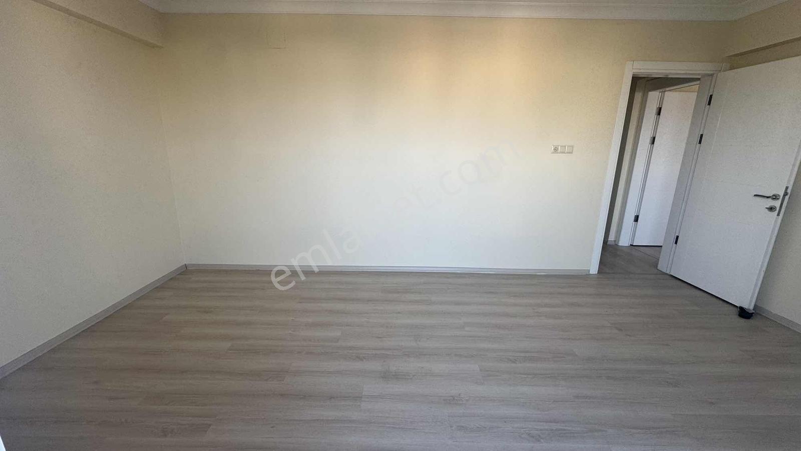 Reşatbey Mah. Havuzlu Sitede 2+1 Çift Balkonlu Kiralık Daire - Görsel 24