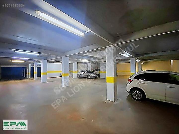 Ümraniye Mehmetakif Site İçinde 2+1 Arakat Büyük Daire/for Sale - Görsel 2
