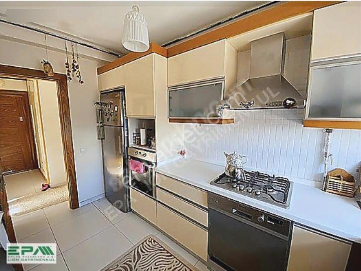 Ümraniye Mehmetakif Site İçinde 2+1 Arakat Büyük Daire/for Sale - Görsel 13
