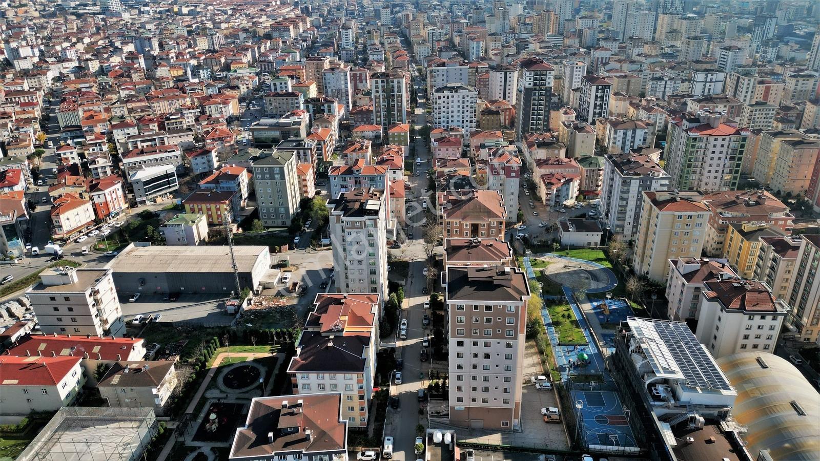 Ümraniye Mehmetakif Site İçinde 2+1 Arakat Büyük Daire/for Sale - Görsel 19