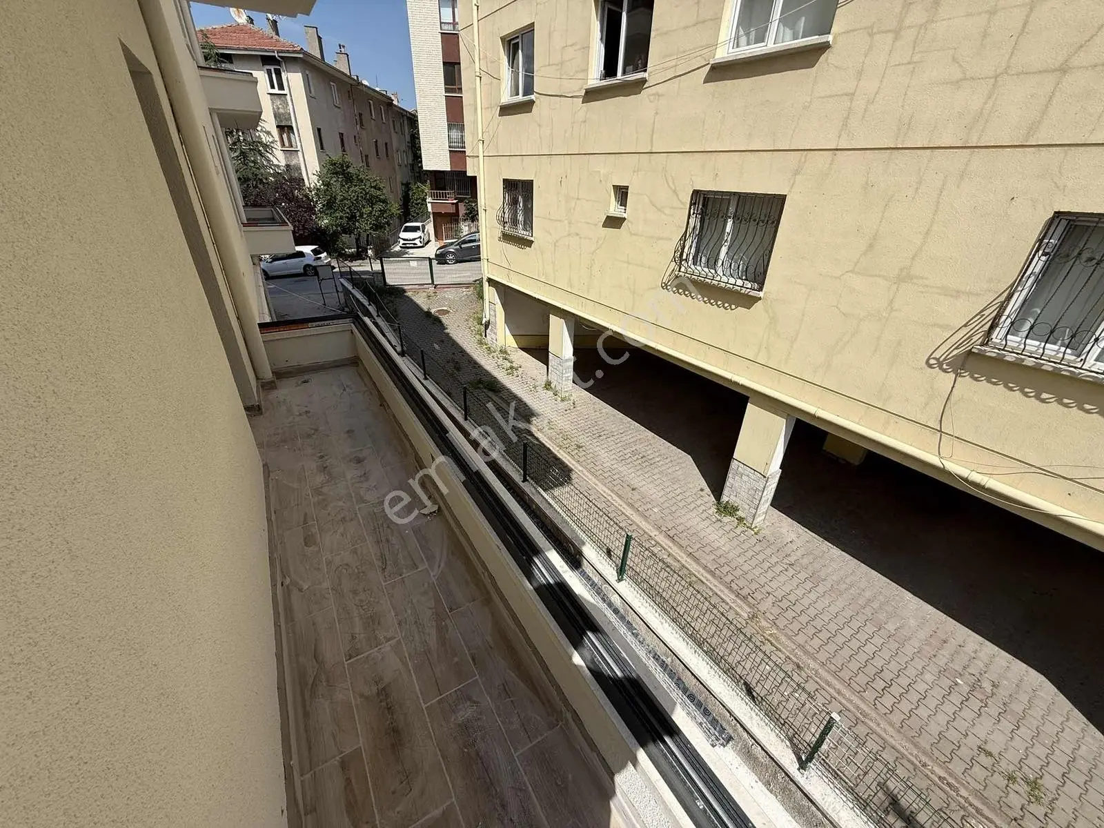 Çankaya Kurtuluş Mah. Yerden Isıtma Ara Kat 1+1 Satılk Daire - Görsel 16