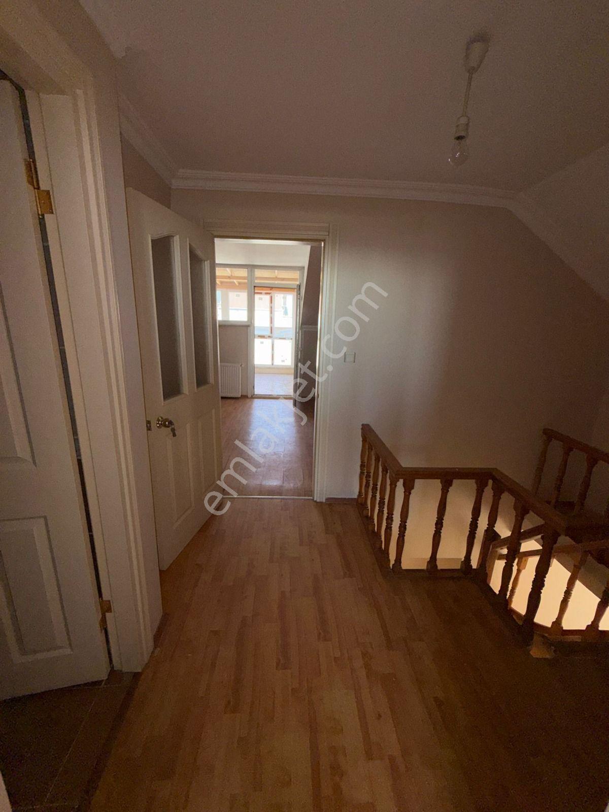 Cerrahpaşa Emlaktan Avcılar Mustafa Kemalpaşa Mahallesinde 5+2 Satılık Dubleks Daire - Görsel 16