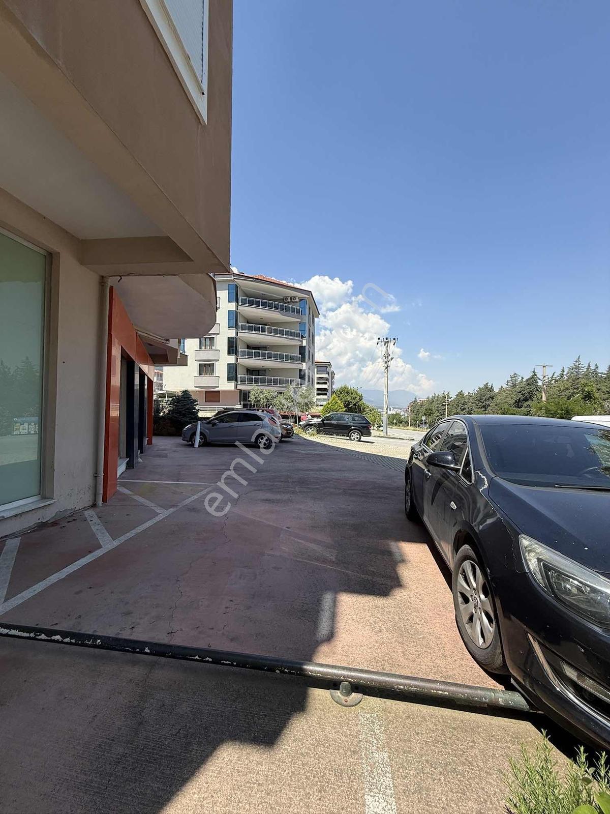 Analitik'den Anacadde Üzeri Köşe Parsel Kiralık İşyeri - Görsel 9