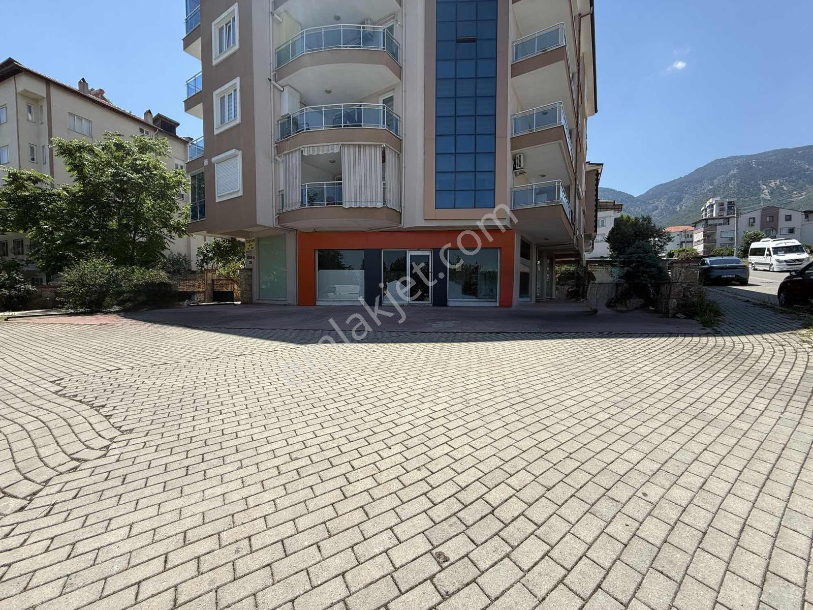 Analitik'den Anacadde Üzeri Köşe Parsel Kiralık İşyeri - Görsel 2
